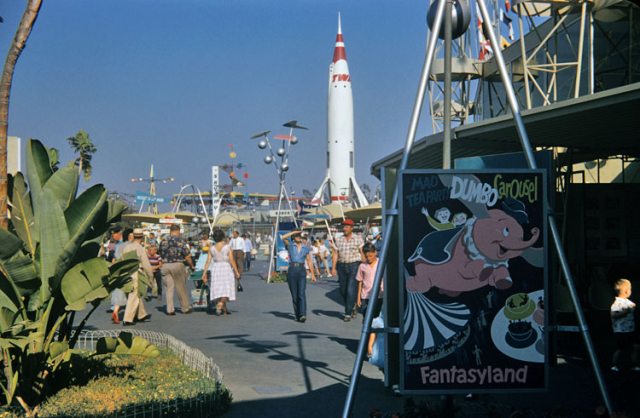 vintage Disneyland park pictures – disneyavenue